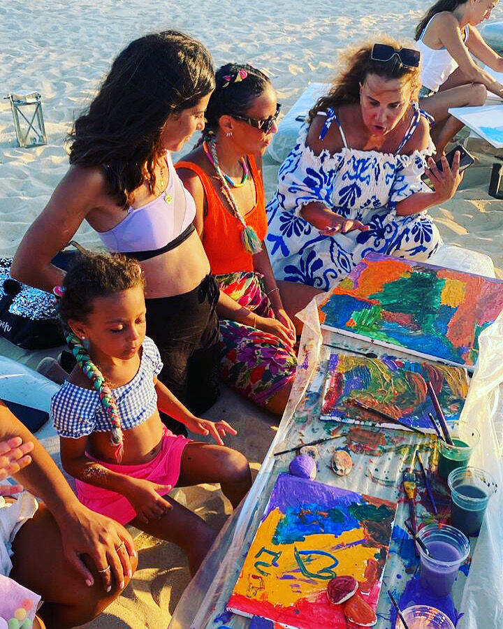 Art therapy session in Almaza Bay, photo 3